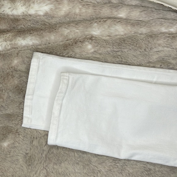 Adriano Goldschmied•White Skinny Jeans - Picture 10 of 11